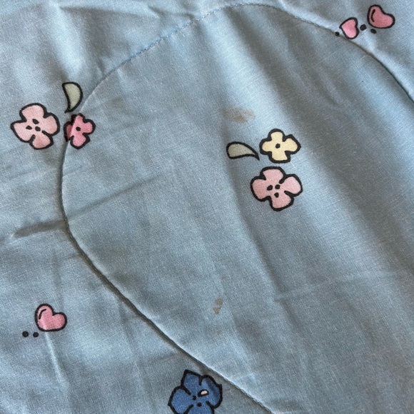 Vintage 90s Snow White Blanket - Picture 7 of 11